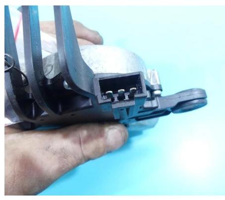 Motorček stierače zad OPEL ASTRA III H hatchback 3D 0390201591