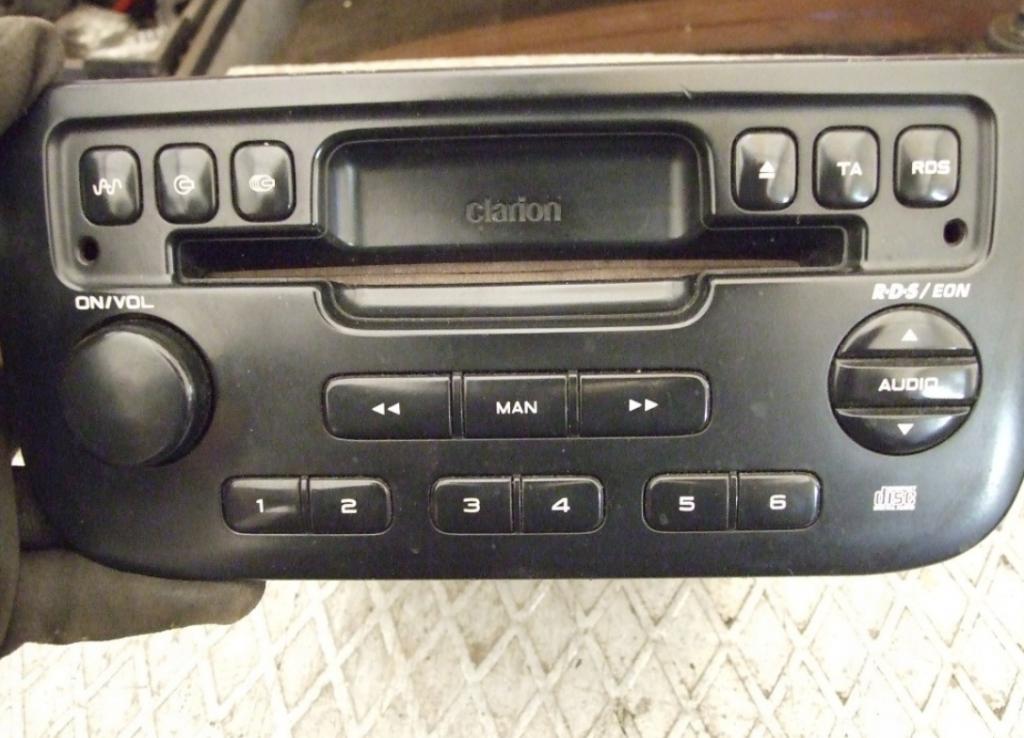 PEUGEOT 406 RADIO PU-2184A