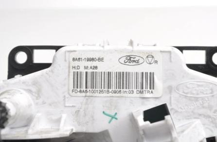 FORD FIESTA MK7 Panel Prepínač klimatizácie 8A6119980BE