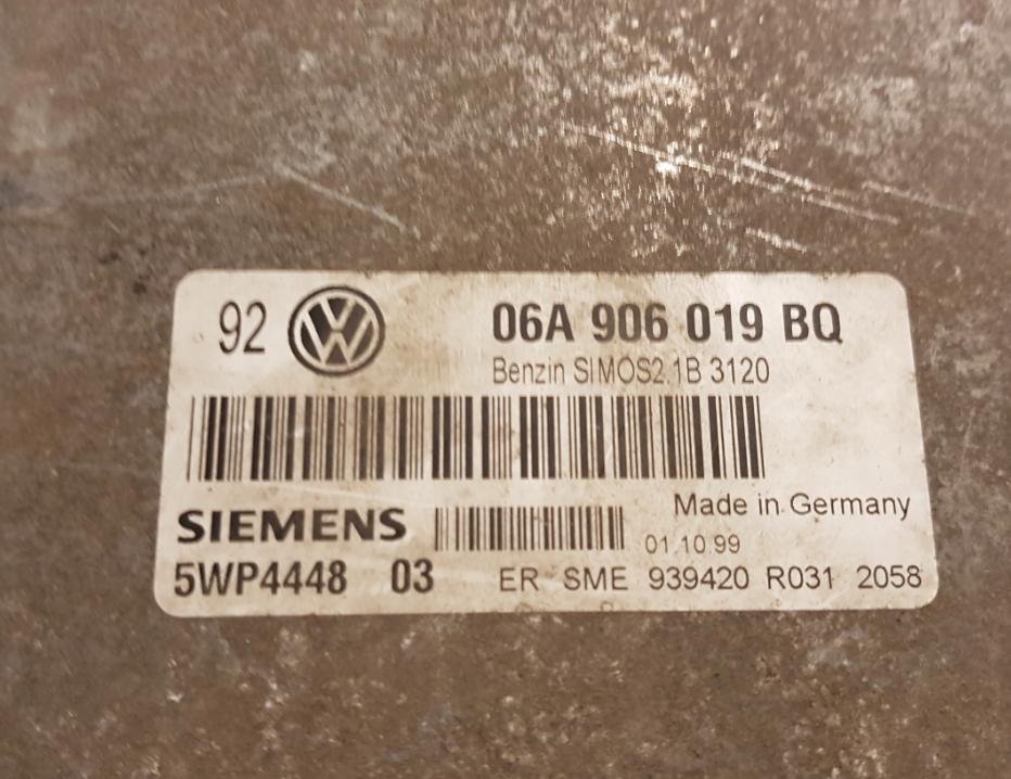 riadiaca jednotka motora VW Golf IV 1.6 06A906019BQ
