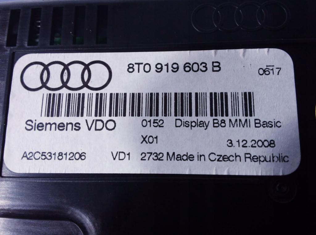 AUDI A4 B8 Dislpej radia GPS