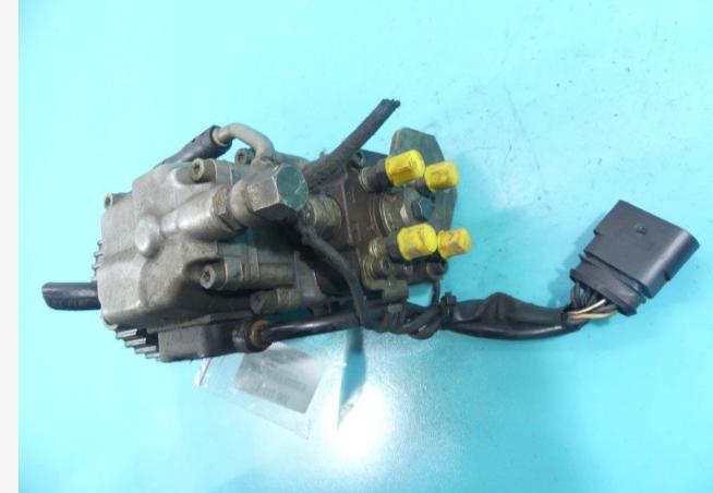 čerpadlo vstrekovacia Seat Škoda VW 1.9 tdi  1.9 tdi   66 kW 90HP 0460404977 038130107D