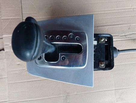 AUDI A4 B7 VOLIČ: převodovky automat
