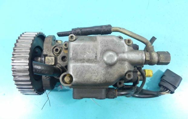 čerpadlo vstrekovacia Seat Škoda VW 1.9 tdi  1.9 tdi   66 kW 90HP 0460404977 038130107D