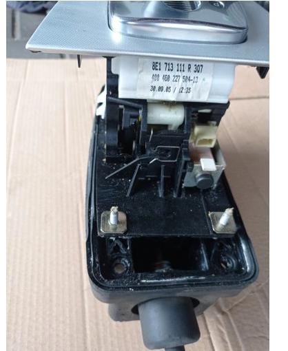 AUDI A4 B7 VOLIČ: převodovky automat