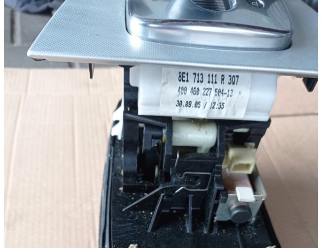 AUDI A4 B7 VOLIČ: převodovky automat