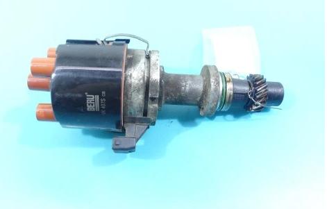 Rozdeľovač - AUDI A4 B5 0237520059 050905205AR 1.6  101HP