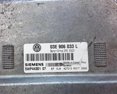 VW POLO IV 1.2 riadiaca jednotka Riadiaca jednotka Motor  03E906033L