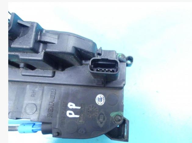 zámok predné pravý Renault Laguna III 4 pin