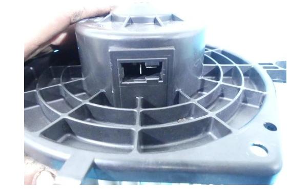 ventilátor kúrenia Ventilátor RENAULT LAGUNA III 8400004
