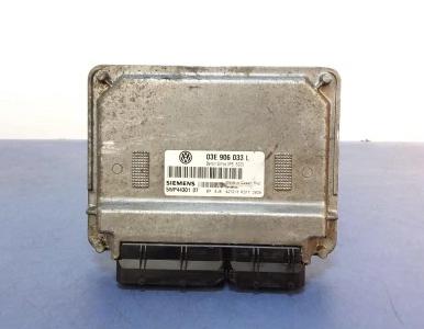 VW POLO IV 1.2 riadiaca jednotka Riadiaca jednotka Motor  03E906033L