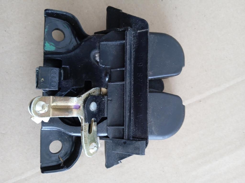 Audi A4 B5 lift kombi zámek: skrutka: kufra