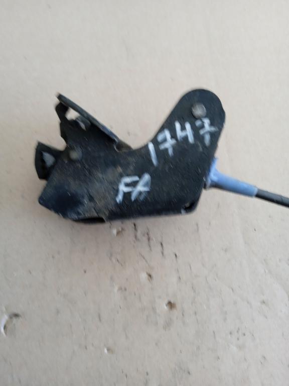 zámok dvere zadné Seat Inca VW Caddy 6K9827505