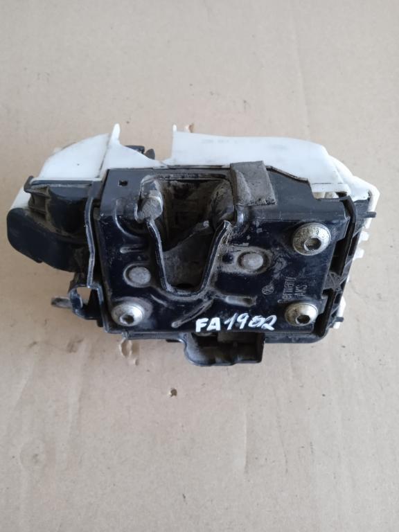 zámok Dvere 6K4837015C