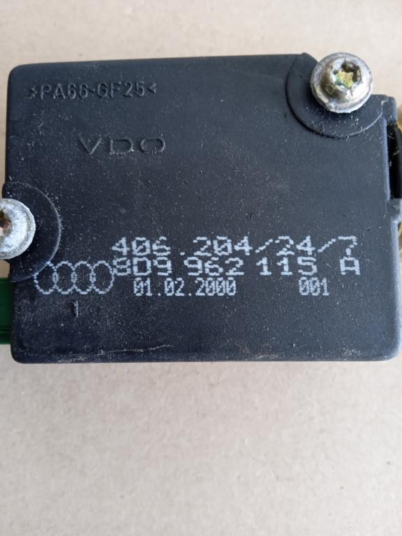 Teleskop dverí AUDI 8D9962115A