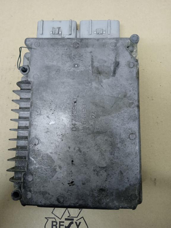 Riadiaca jednotka CHRYSLER VOYAGER III 2.0 04745860