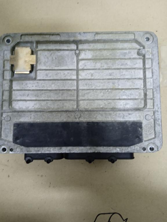 047906030C riadiaca jednotka Motor SKODA Felícia 1.3