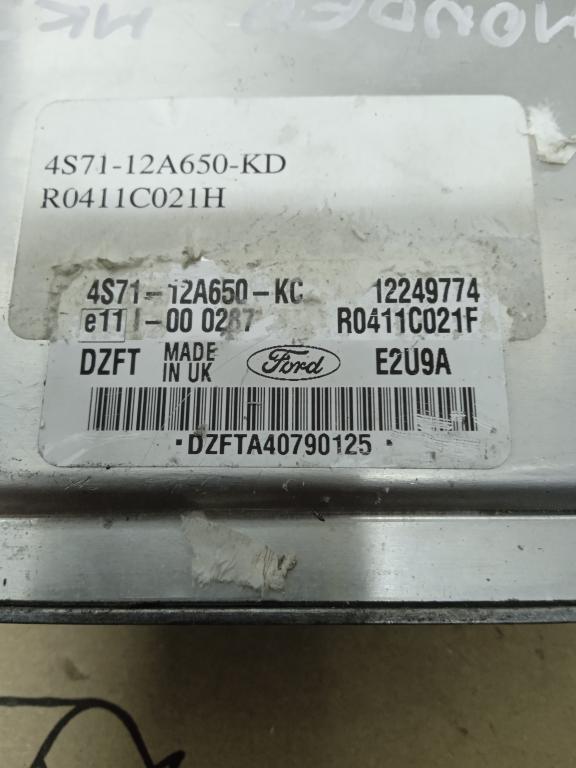 FORD MONDEO MK3 Riadiaca jednotka Motor 12249774