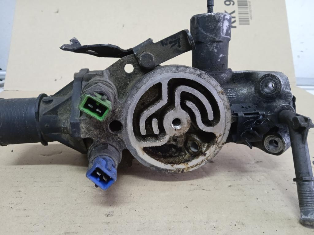 PEUGEOT PARTNER 1.9D Obal termostatu 9624839210