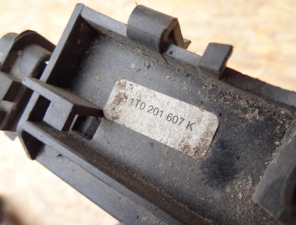 Pumpa pumpa Webasto  VW TOURAN