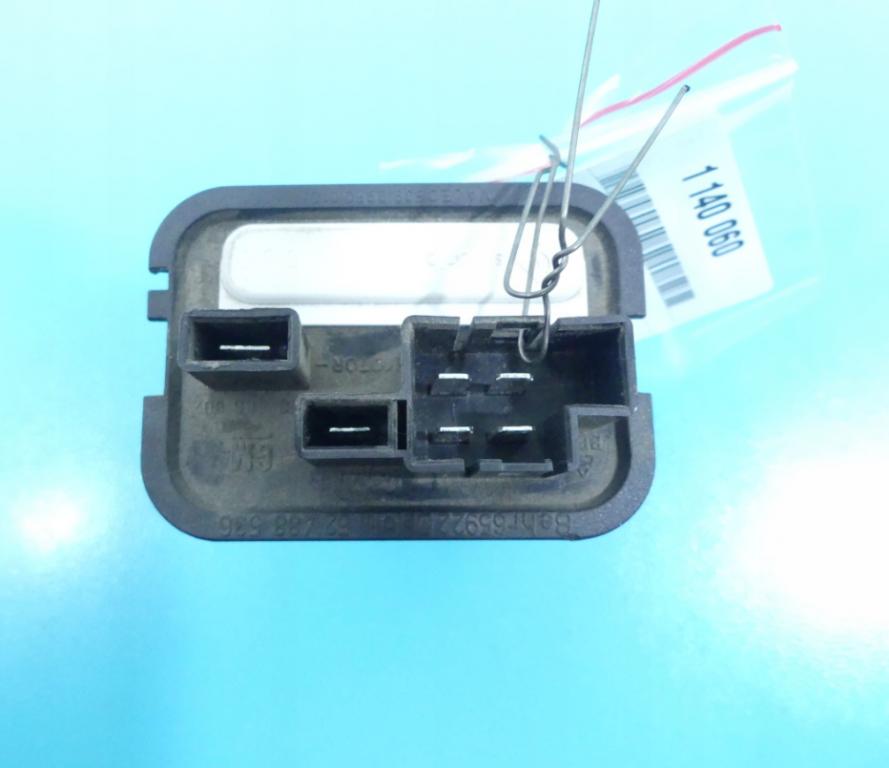 Odpor, rezistor rezistor OPEL ASTRA III H 52488536