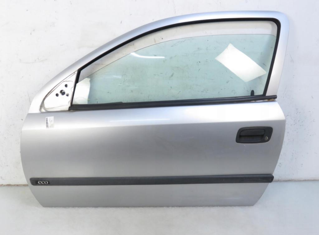 Dvere pravy zad OPEL ZAFIRA B Z157