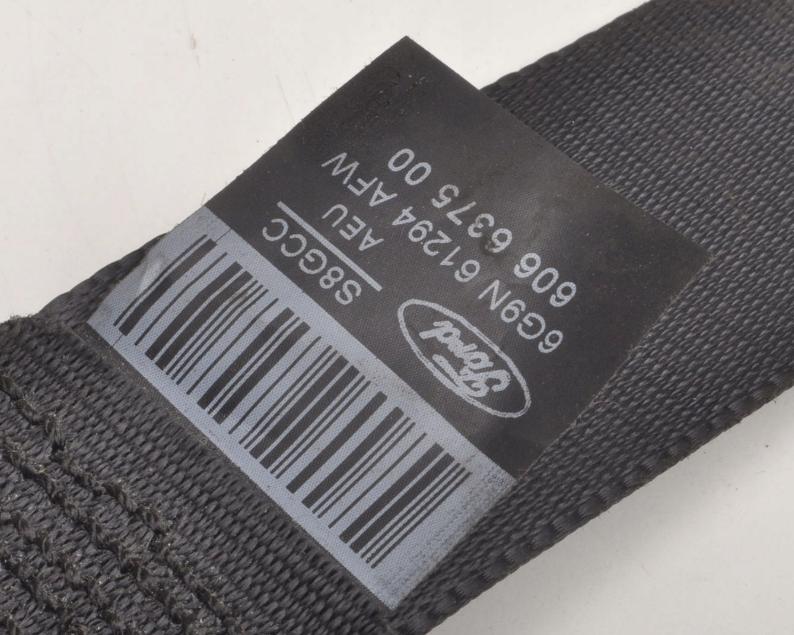 FORD MONDEO MK4 Držiak BEZPEČNOSŤ pravy predný