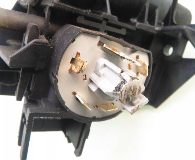 spinačka OPEL ZAFIRA A 90589313 90589389