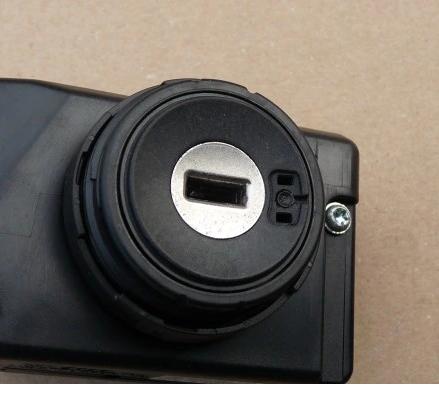 AUDI A8 D3 spinačka kľúč 3D0905865D 4E0837220J