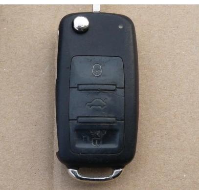 AUDI A8 D3 spinačka kľúč 3D0905865D 4E0837220J