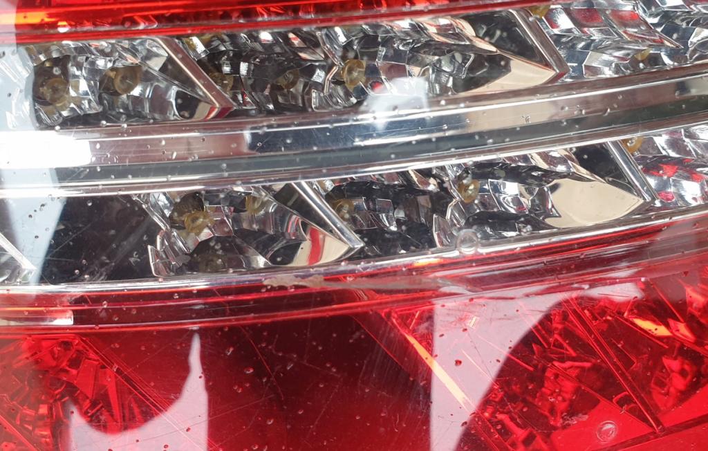 MERCEDES  W207 coupe svetlo: zadná zadné ľavá strana