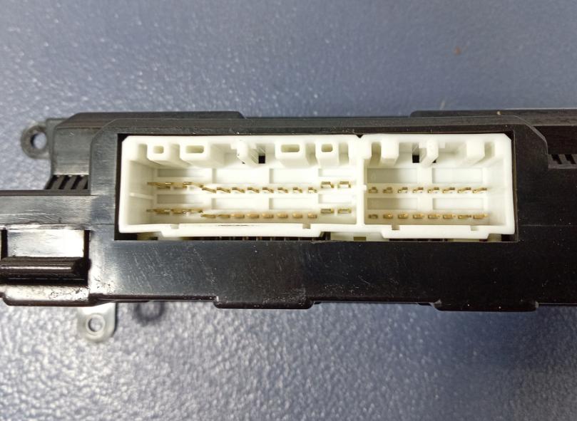 KIA MAGENTIS: I 00-05 Panel klimatizácie kúrenia