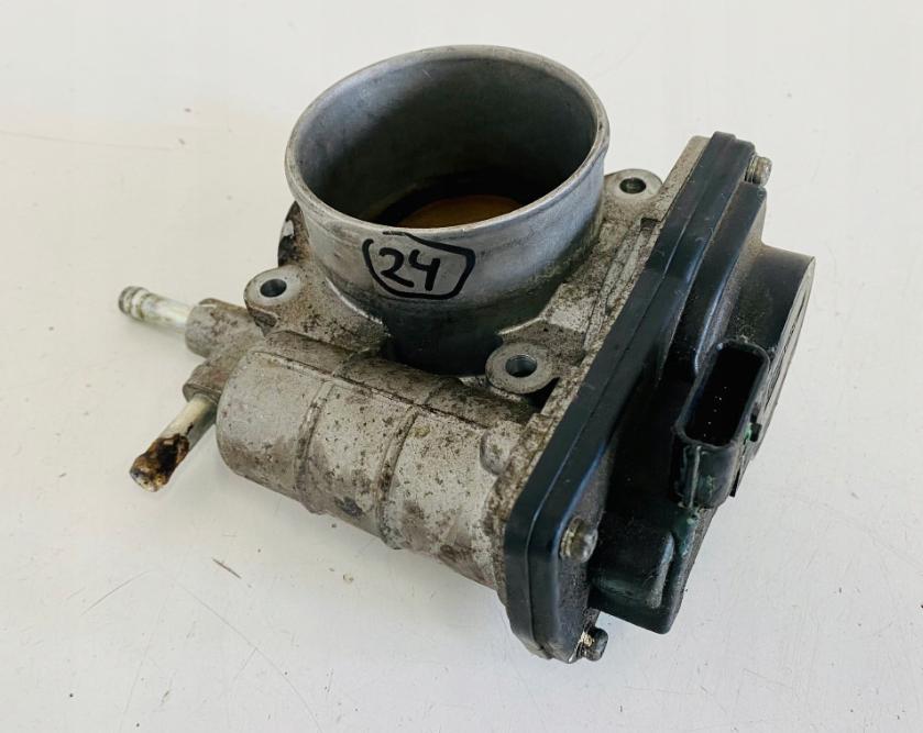 SUBARU IMPREZA GH 2.0B Škrtiaca klapka HITACHI 526-01