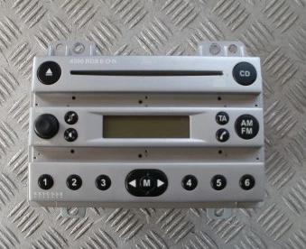 RADIO - CD  FORD FIESTA MK5 4S61-18C815-AA