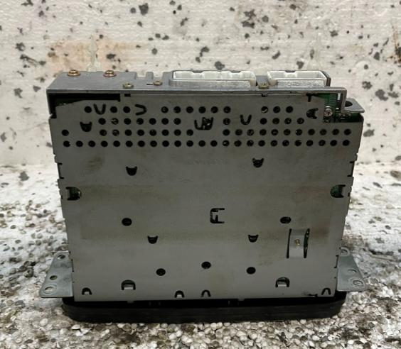 RADIO  CD TOYOTA AVENSIS T22 86110-05011