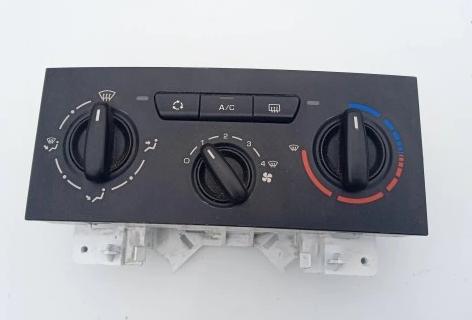 Panel klimatizácie PEUGEOT PARTNER II III AC 9676532480