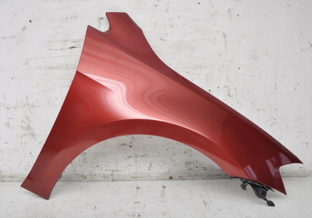 VW GOLF VII Blatník pravy predný predný