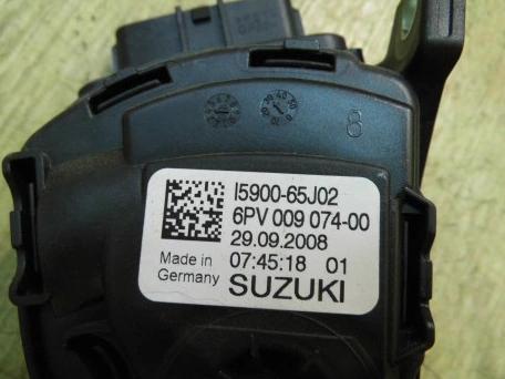 Suzuki Grand Vitara II pedal plyn 6PV009074-00, 15900-65J02