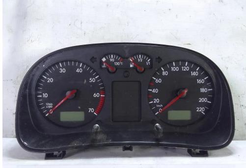 VW GOLF IV 1.6 Budíky, prístrojová doska Prístrojovka 1J0920806