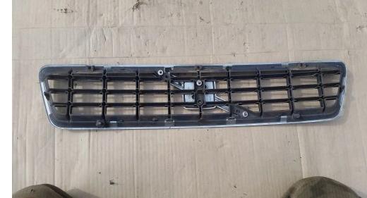 Mriežka maska VOLVO S40 V40 LIFT 2000-2004
