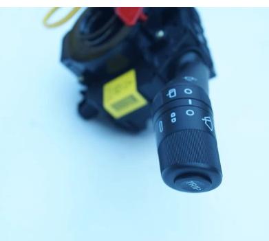 Prepínač pod RIADIDLÁ: FIAT GRANDE PUNTO nový 619400410, 7354104230