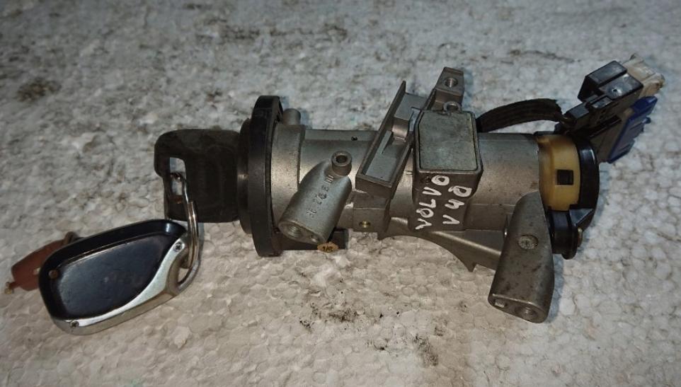 spinačka Volvo V40 I  36276500