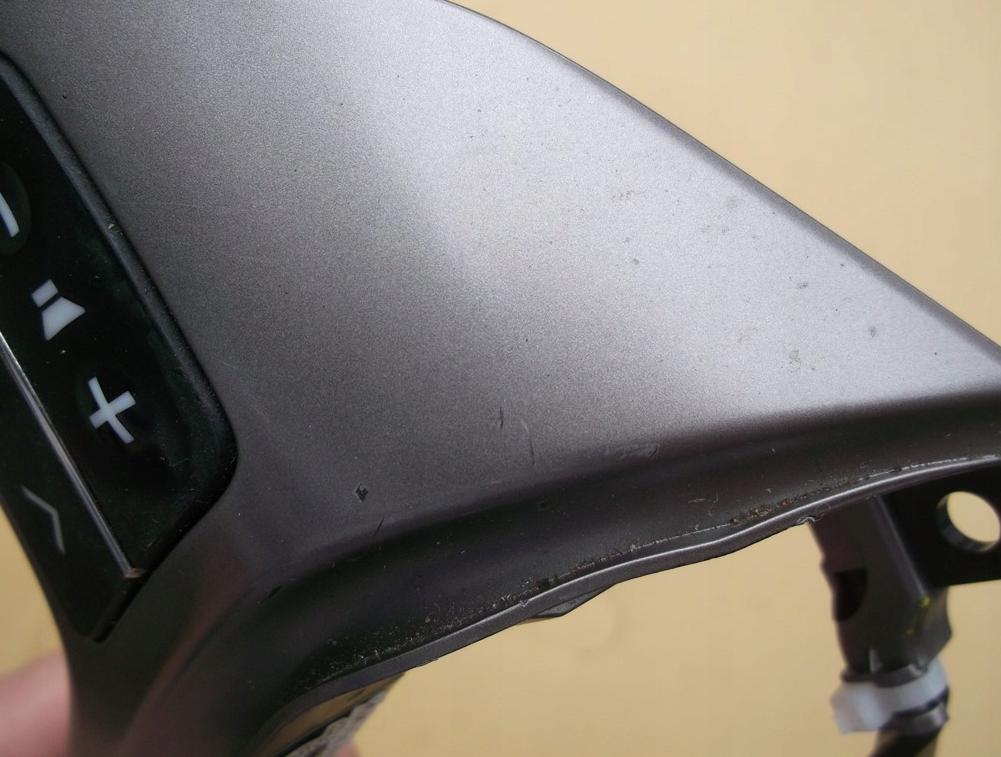 Toyota AVENSIS T27  Prepínač volantu multifunkčný 45100-05570-D