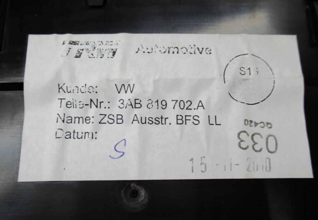passat: B7 mriežka: mriežky: kúrenia  konzola: