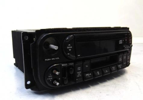 RADIO  CHRYSLER CRUISER P56038585A