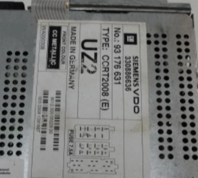 RADIO SIEMENS VDO OPEL VECTRA C 330886636 ulomene spodne dvierka vid foto