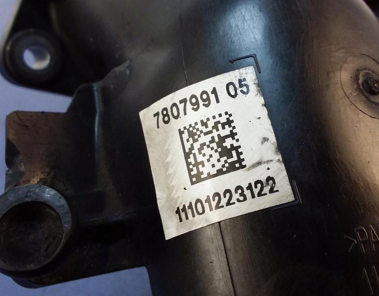BMW X3 F25  Rúrka vzduchu 7810765