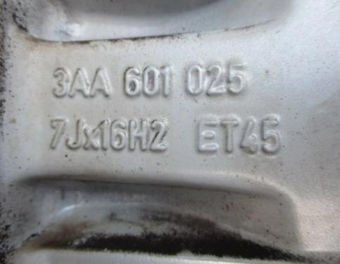 Felga hliník: Volkswagen OE PASSAT B7  x  5x112 ET 45