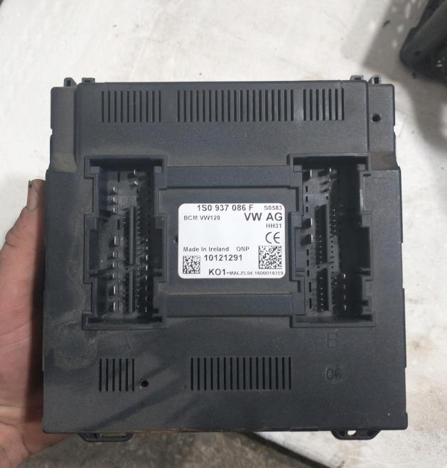 modul komfortu Volkswagen OE 1S0937086F