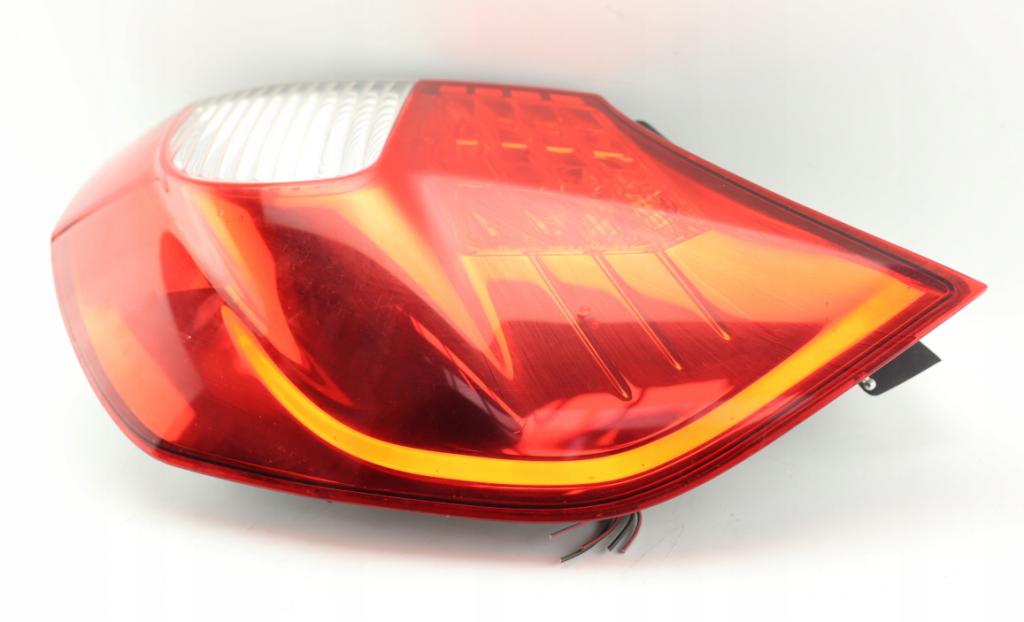 Svetlo pravy zad RENAULT SCENIC II LIFT   8200474327--A